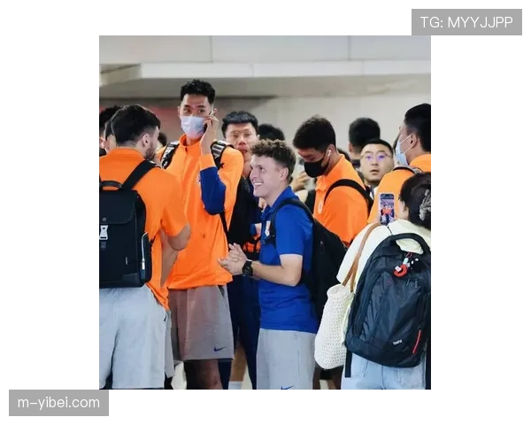 球迷组织在社交媒体发起#为保级而战#话题，声援主队